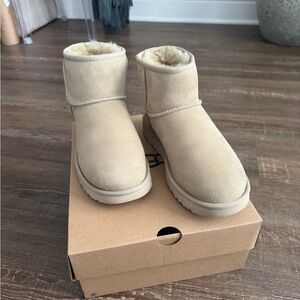 UGG Classic Mini II Boots - Sand